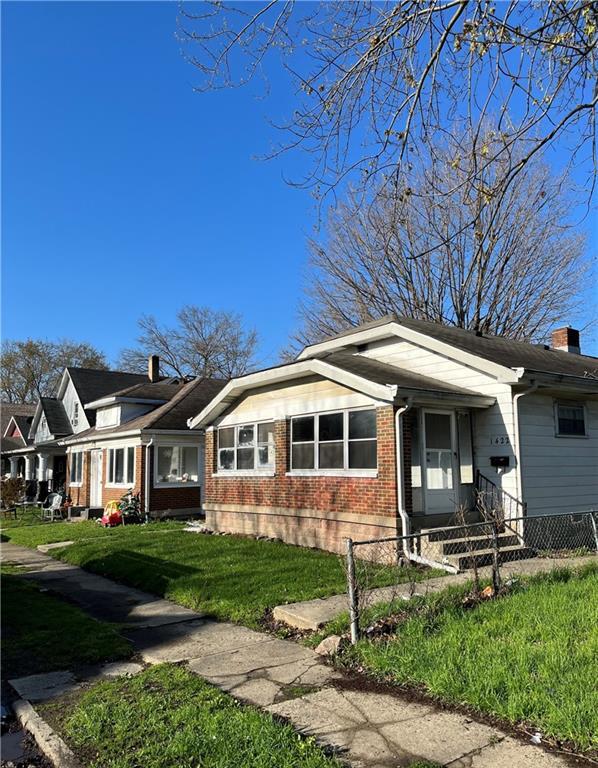Primary Photo - 1422 N Ewing St
