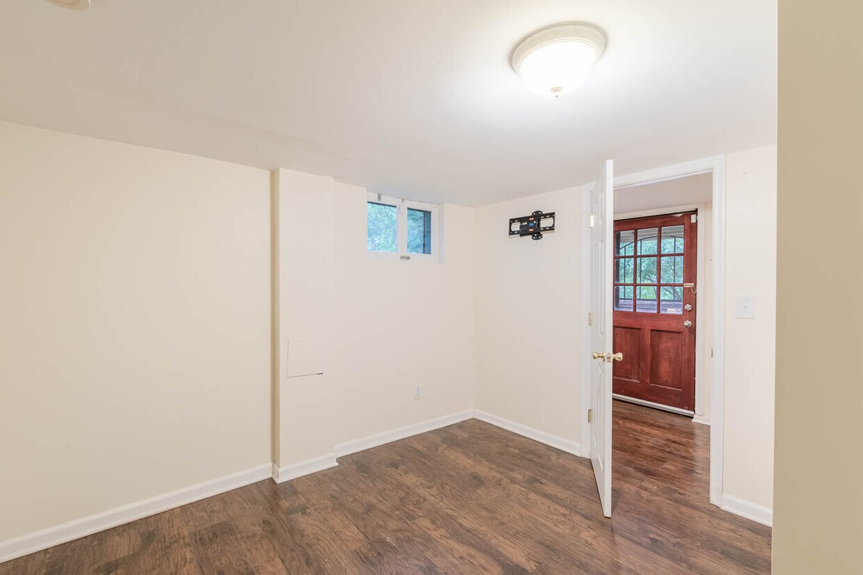 1409 Lawrence St NE, Washington, DC 20017 House Rental in Washington