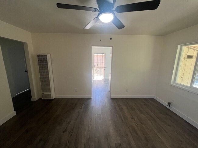 Building Photo - 406 Niles Ave