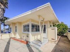 Building Photo - 1100 Ocean Dr