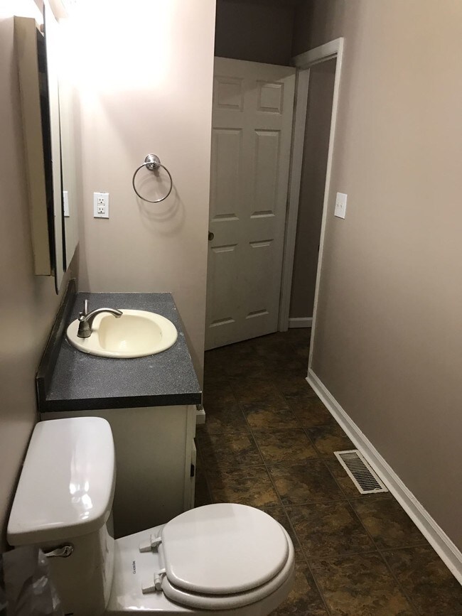 2239 Keokuk St, St. Louis, MO 63118 Condo for Rent in St. Louis, MO