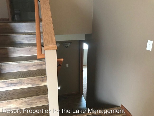Building Photo - 4 br, 2 bath House - 2510 W Clairborne Lane