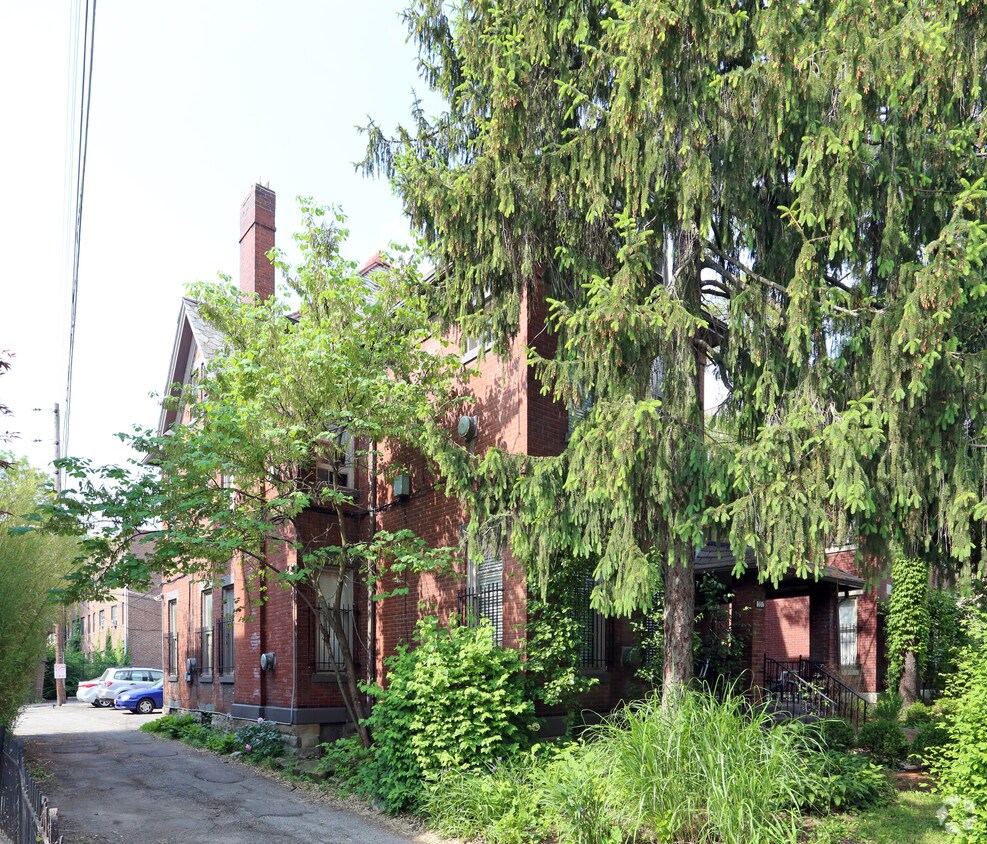 597 Franklin Ave, Columbus, OH 43215 Apartments in Columbus, OH