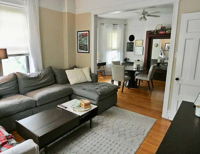 Building Photo - 3801 N Lakewood Ave #1