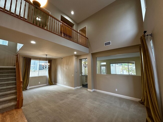 Building Photo - Stunning 4-Bed Home in Gated Mission Viejo Community with Pool, Spa & 2-Car Garage