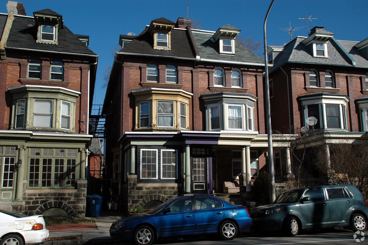 Primary Photo - 4515-4521 Spruce St