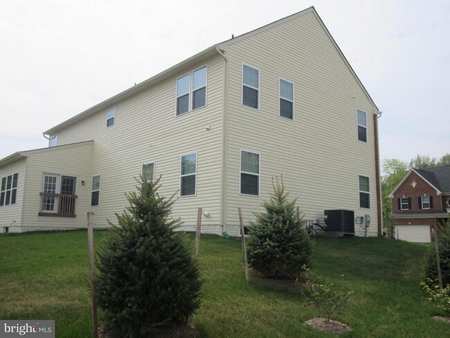 Foto del edificio - 3313 CPT WENDELL PRUITT Way