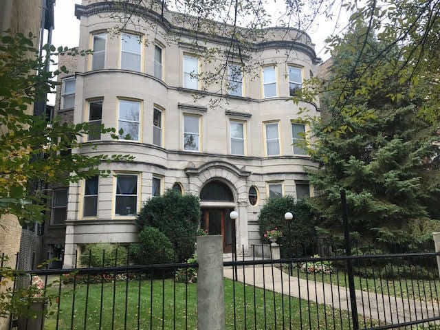 Primary Photo - 4060 N Sheridan Rd
