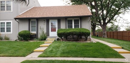 Building Photo - 7105 S Gaylord St