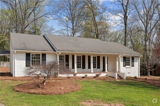 Building Photo - 262 Atwood Dr NW