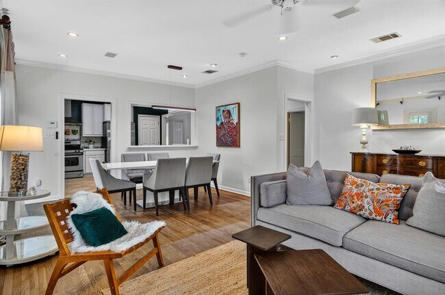 Foto del edificio - 3111 Glenview Ave