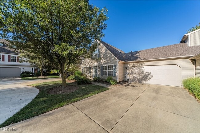 Foto del edificio - 751 Heath Ln