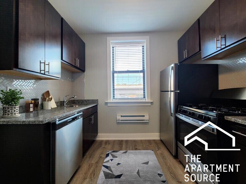 Foto principal - 4419 N Wolcott Ave