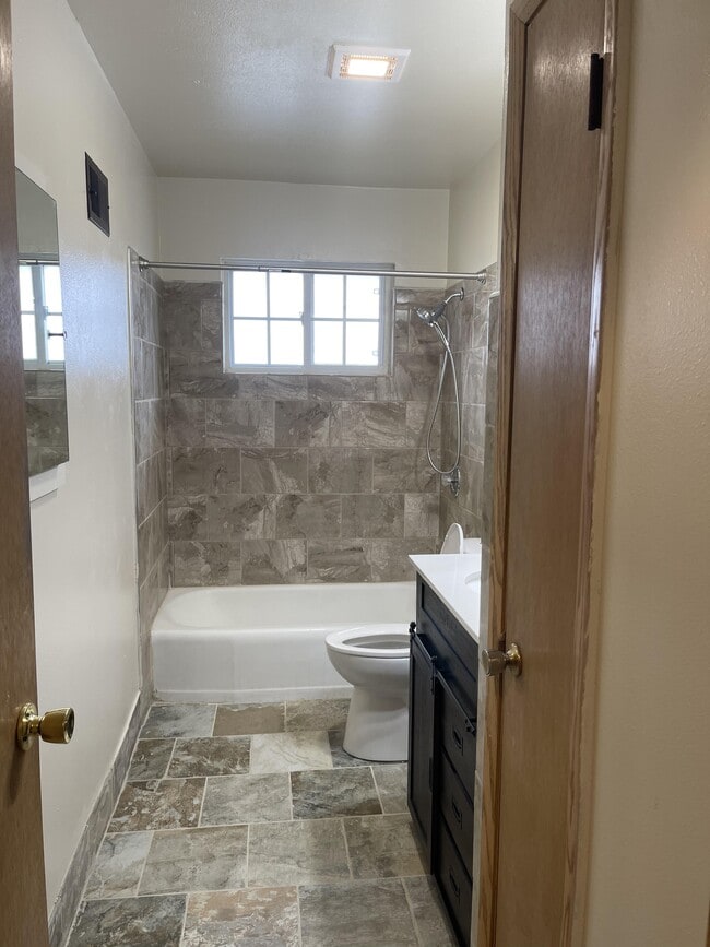Bathroom - N84W15504 Menomonee Ave