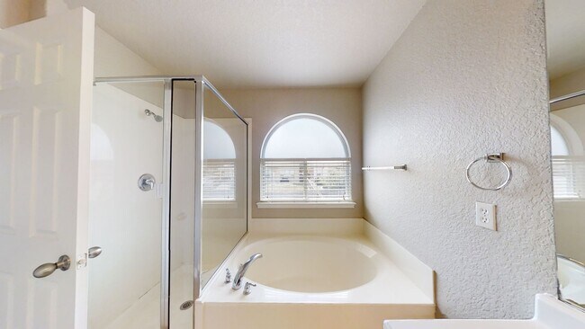 Foto del edificio - ALAMO RANCH Well-Maintained Beauty! 3bd/2.5ba - Northside Schools