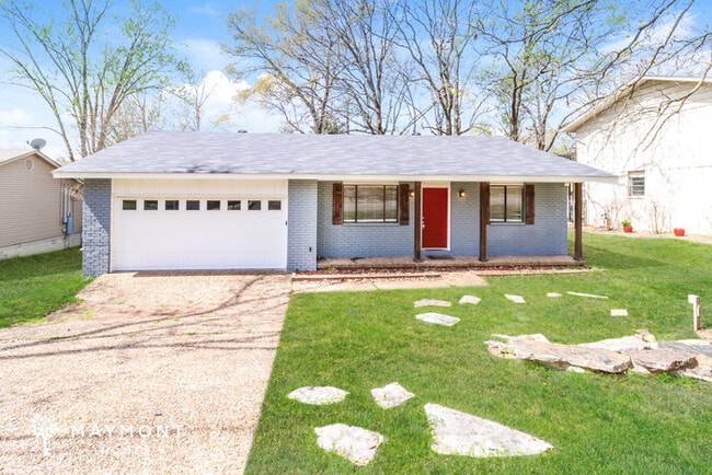 Building Photo - 8407 Pennwood Dr