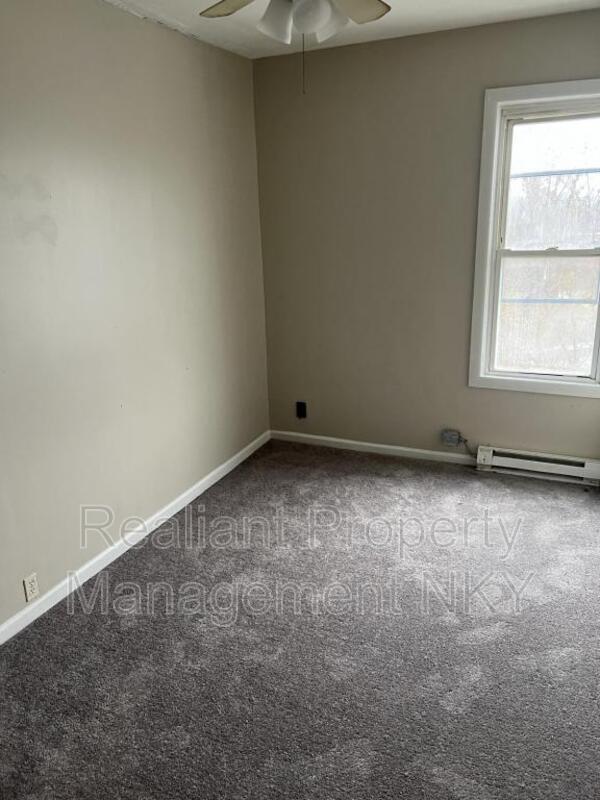 Building Photo - 808 Isabella St