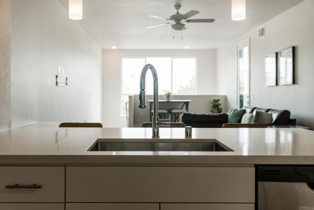 Foto del edificio - 3037 N Park Way