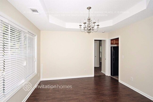 Building Photo - 3061 Ridgeview Dr