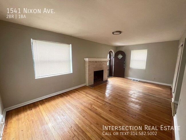 Building Photo - Adorable 2 Bed/1bath Gingerbread Home in P...