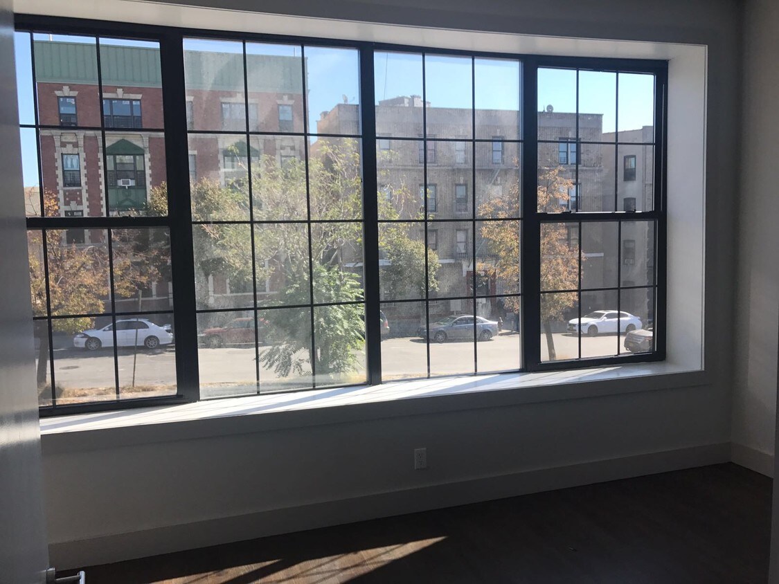 Foto principal - 550 Howard Ave