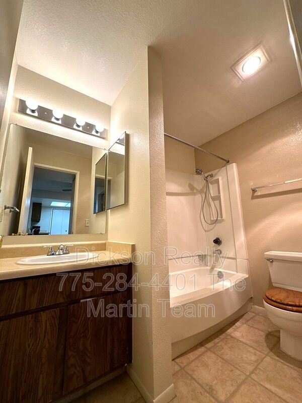 Building Photo - 530 E Patriot Blvd
