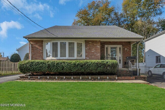 Foto del edificio - 97 Monmouth Ave