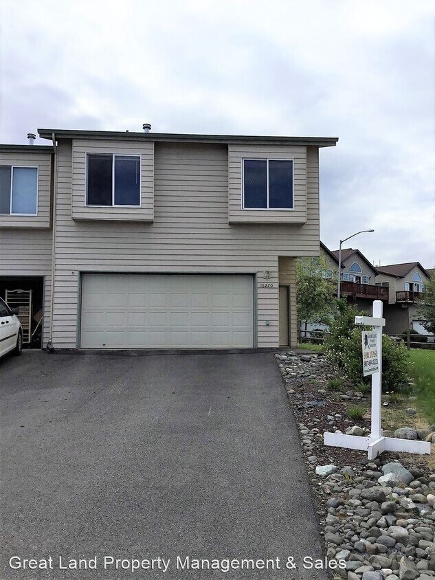 3 br, 2 bath House 16220 Ursa Minor Circle House for Rent in