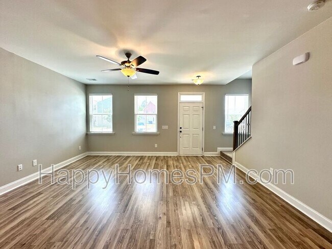 Foto del edificio - 7763 Montview Rd