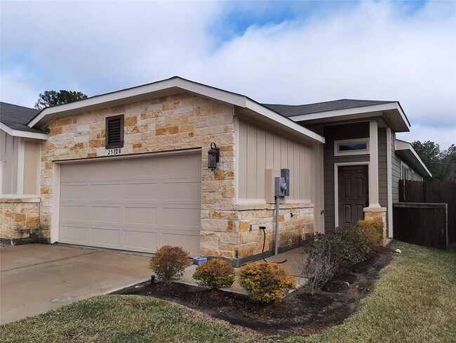 Foto del edificio - 25128 Pacific Wren Dr