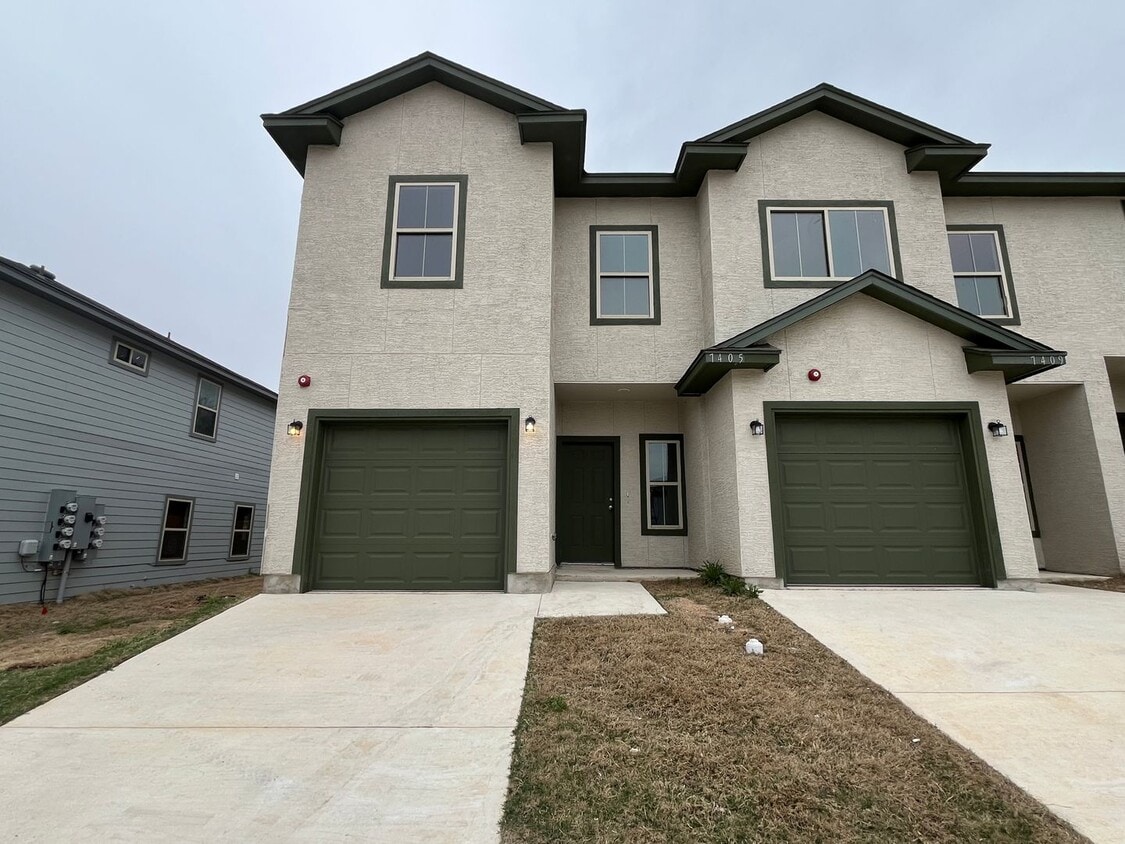 7405 Savannah Brks  