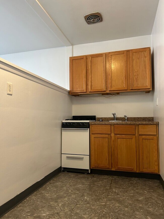 Foto del edificio - 5619 6th Ave