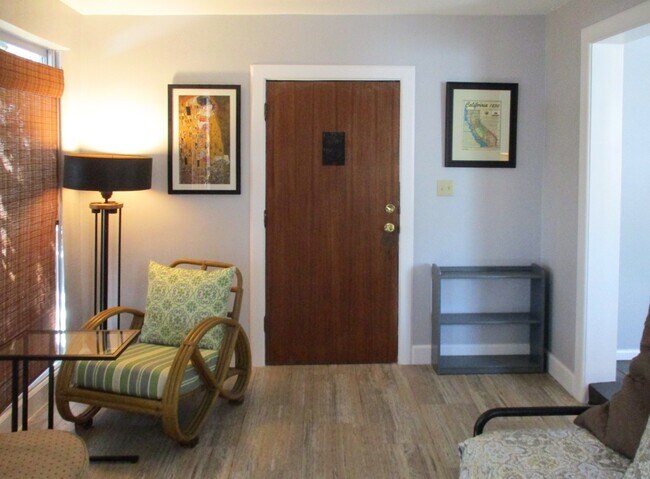 Foto del edificio - 3450 Effie St