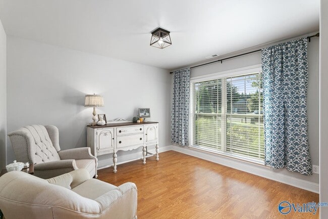 Building Photo - 217 Grantham Cir