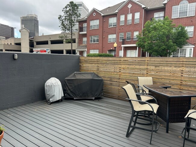 Back deck - 410 W 7th St