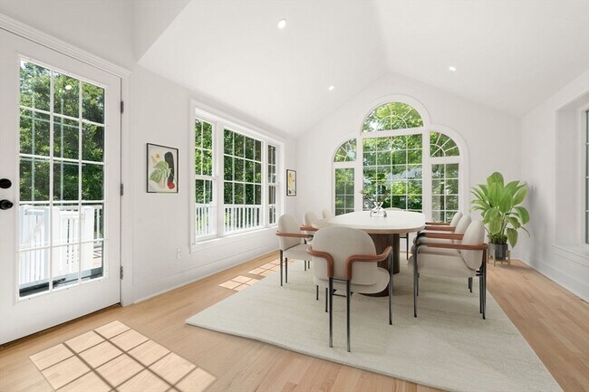 Foto del edificio - 576 Grove St