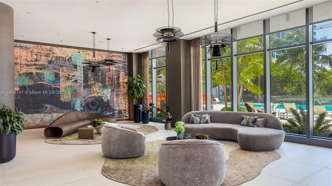 Foto del edificio - 460 NE 28th St