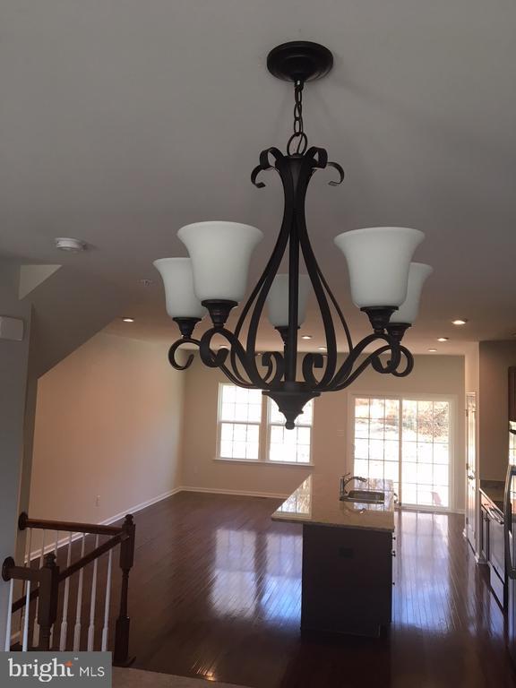 Foto del edificio - 172 Mulberry Dr