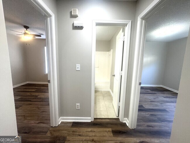 Foto del edificio - 112 Misty Ridge Trail