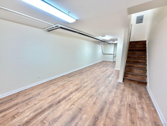 Building Photo - 1870 Baldwin Rd