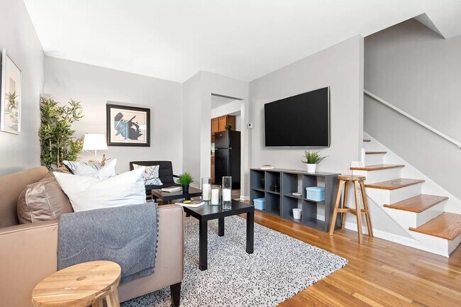 Foto del edificio - Coves at Columbus on Arborwood Drive