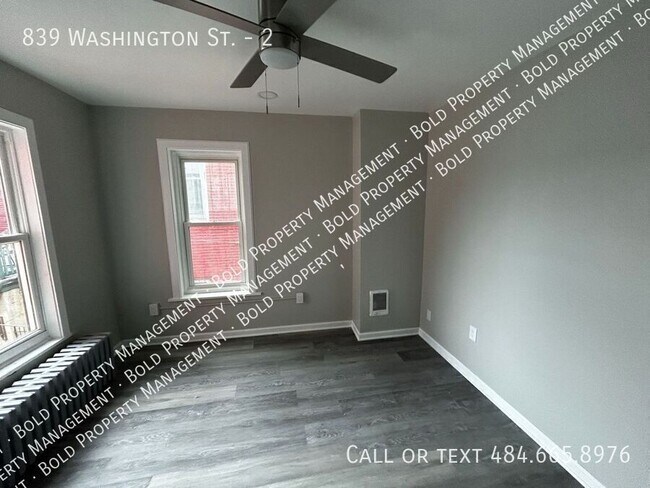 Foto del edificio - 839 Washington St