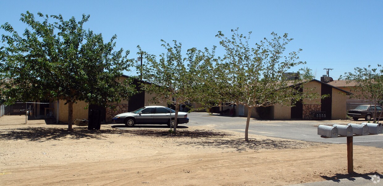 Primary Photo - 20287 Otoe Rd