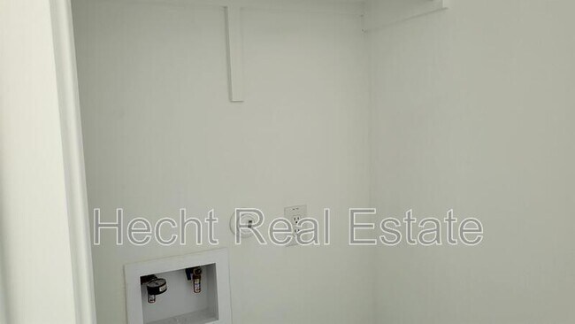 Building Photo - 5921 San Geronimo