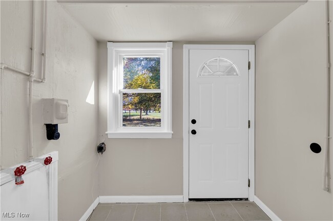 Foto del edificio - 23198 Gay St