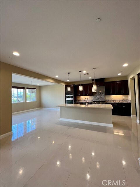 Foto del edificio - 22356 Windriver Ct