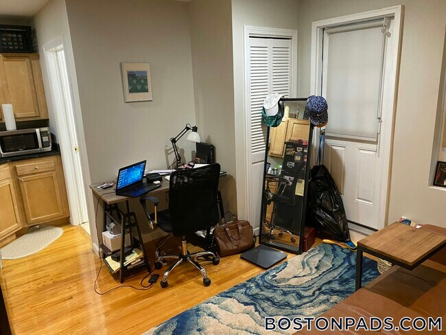 Foto del edificio - 220 Hanover St