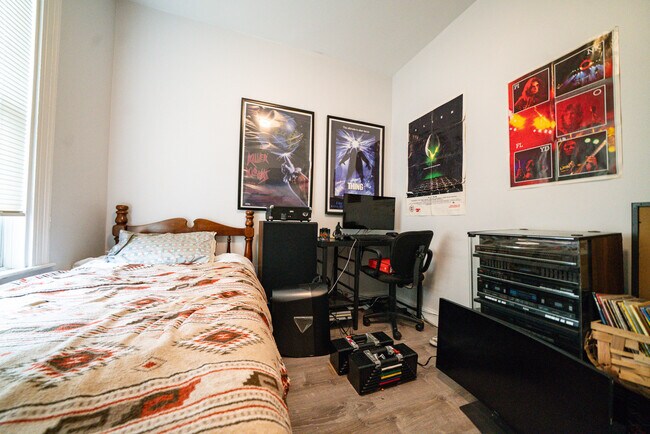 Foto del edificio - 137 Centre St