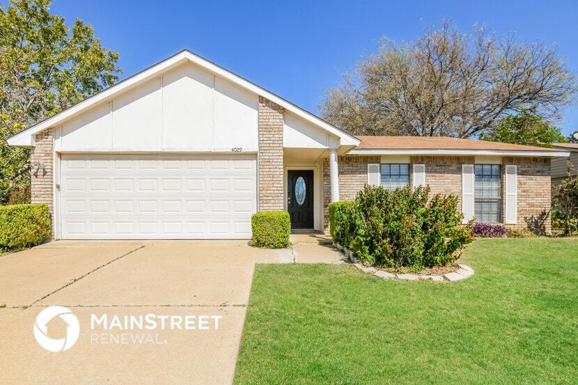 Foto principal - 4029 Blue Flag Ln