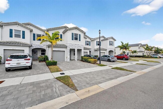 Foto del edificio - 2619 SE 11th St